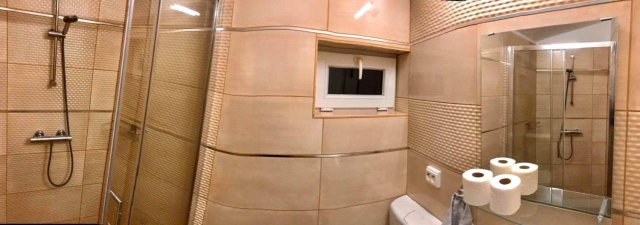 Komfort Apartman Вац Екстер'єр фото